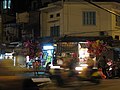 Balloon sellers, Hanoi (4855688653).jpg