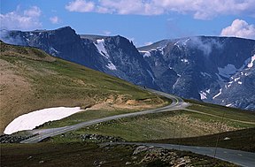 Der Beartooth Highway nahe dem Beartooth Pass