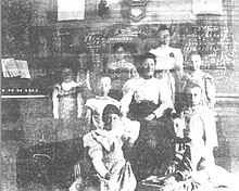 Bee Rock School in 1898.jpg