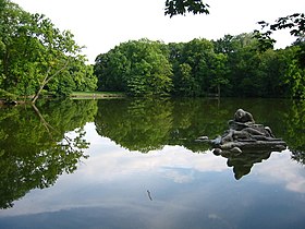 Imagine ilustrativă a articolului Treptow Park