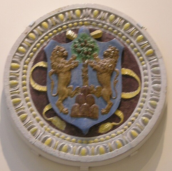 File:Bottega della robbia, stemma becchi-fibbiai, 1475-1525 circa.JPG
