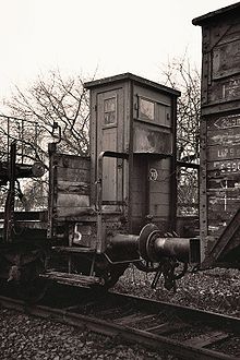 Brakeman's cabin on a German goods wagon built around 1920 Bremserhaus01.jpg