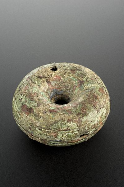 File:Bronze pessary, Roman, 200 BCE-400 CE Wellcome L0058744.jpg