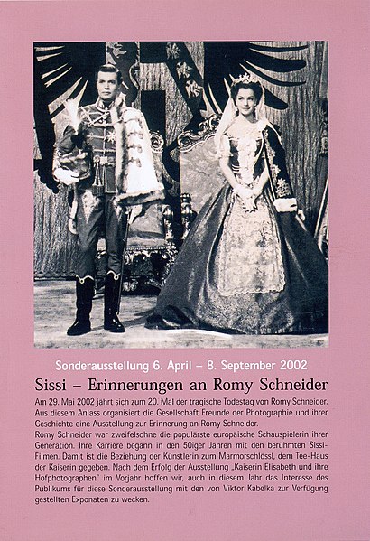 File:Broschüre - Sissi - Erinnerungen an Romy Schneider.jpg