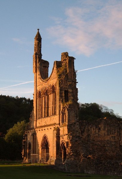 File:BylandAbbey(AlisonStamp)May2005.jpg