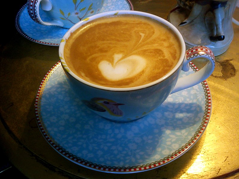 File:Caffe latte (6730936643).jpg