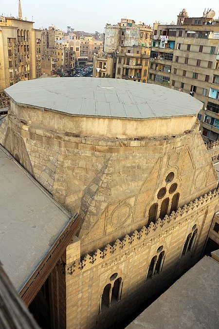 Cairo, moschea di al-ghouri, tetti e minareto, 08.JPG