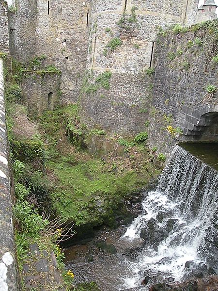 File:Castle of Fougères 17.JPG