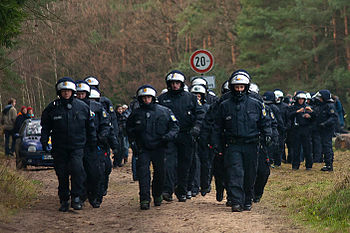 Bereitschaftspolizei officers during a demonstration Castor 2011 - Monte Gohrde (11) cropped.jpg
