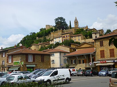 How to get to Châtillon d Azergues with public transit - About the place