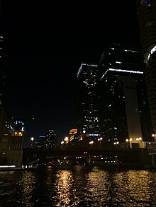 Chicago - -i---i- (29159848064).jpg