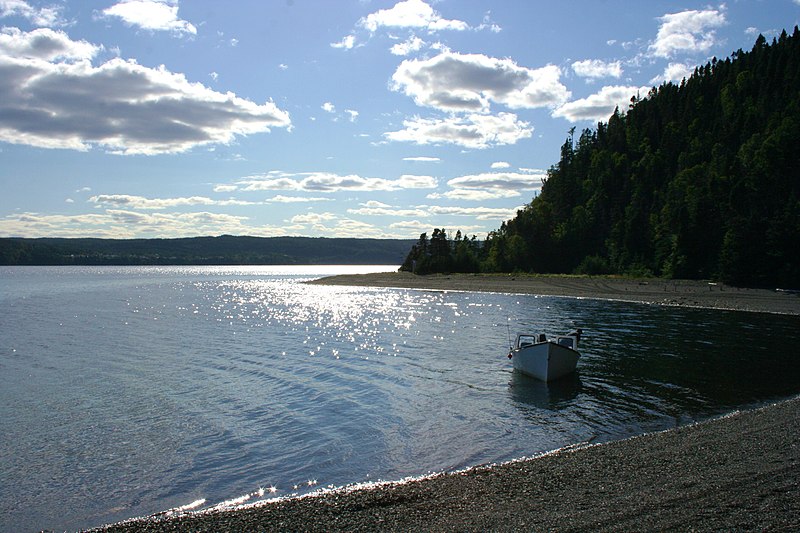 File:Churchill's cove - panoramio.jpg