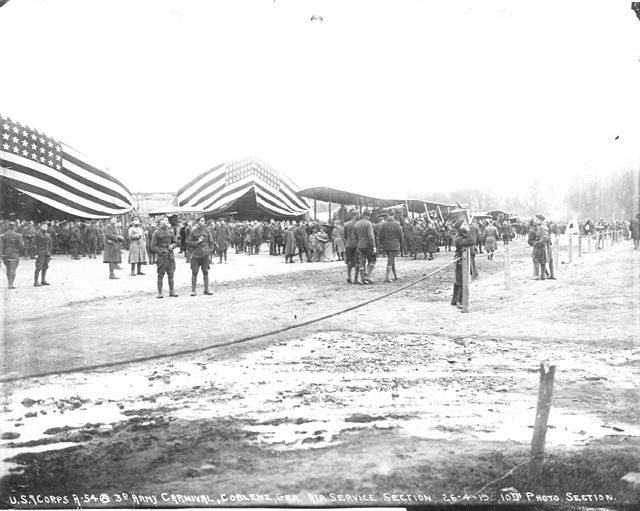 Hangars and aircraft on display at the Coblenz Aviation Show, April 1919