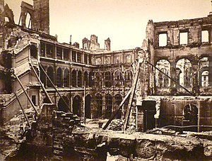 Hôtel de ville de Paris incendié, cliché d'Alphonse Liébert.