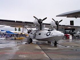 Dubbele kuipsteunen op een PBY Catalina