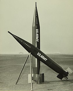 טילי לובבר של Convair.jpg