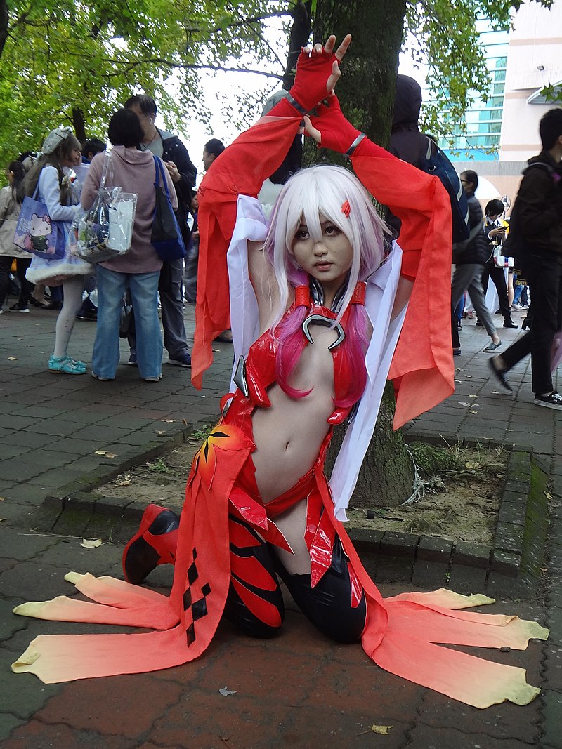 File:Cosplayer of Inori Yuzuriha, Guilty Crown 20181209b.jpg - Wikimedia  Commons