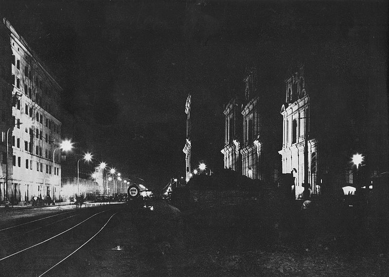 File:Cztery fazy przesunięcia koscioła Narodzenia Najświętszej Maryi Panny w Warszawie 1962.jpg