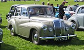 Daimler Conquest на выставке классических автомобилей Knebworth.jpg