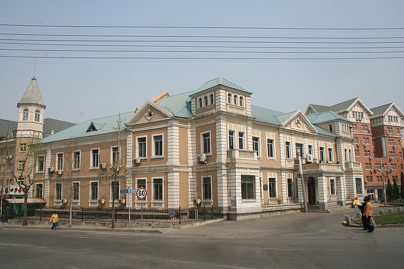 File:Dairen rail.office.jpg