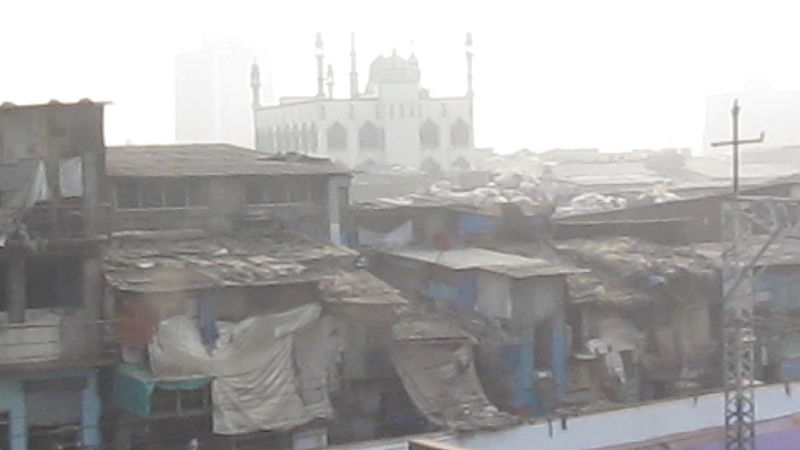 File:Dharavi Slum Mosque Mumbai India February 2010.jpg