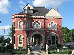 Dr. Nincehelser House, blue sky.jpg