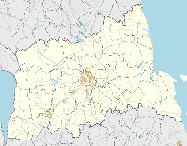 Mapa konturowa prowincji Tartu, w centrum znajduje się punkt z opisem „Cerkiew św. Jerzego”