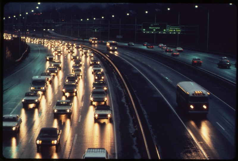 File:EXPRESS BUS LANE ON SHIRLEY HIGHWAY, A MAJOR ARTERY CONNECTING THE NORTHERN VIRGINIA SUBURBS WITH THE CITY OF... - NARA - 553894.tif