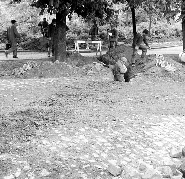 File:Elektrifizierung in Thüringen in den 1950er Jahren 099.jpg