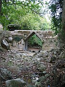 エレウテルナ橋（英語版）。持送りアーチ橋。スパンは3.95メートル。紀元前4世紀か紀元前3世紀のものと推定されており、古代ギリシア、クレタ島の都市国家エレウテルナ（英語版）によるもの。