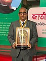 Engineer Rabiul Alam receiving Bangladesh National Export Trophy.jpg