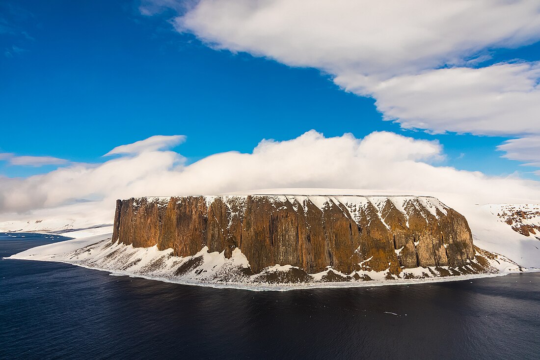 Isla Salisbury (Rusia)