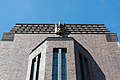 Deutsch: Das Neue Krematorium auf dem Friedhof Ohlsdorf in Hamburg-Ohlsdorf: Fenster Fritz-Schumacher-Halle This is a photograph of an architectural monument. It is on the list of cultural monuments of Hamburg, no. 29622.