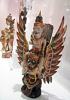 Деревянная статуя Вишну на Гаруде из Бали, Национальный музей Индонезии, Джакарта
