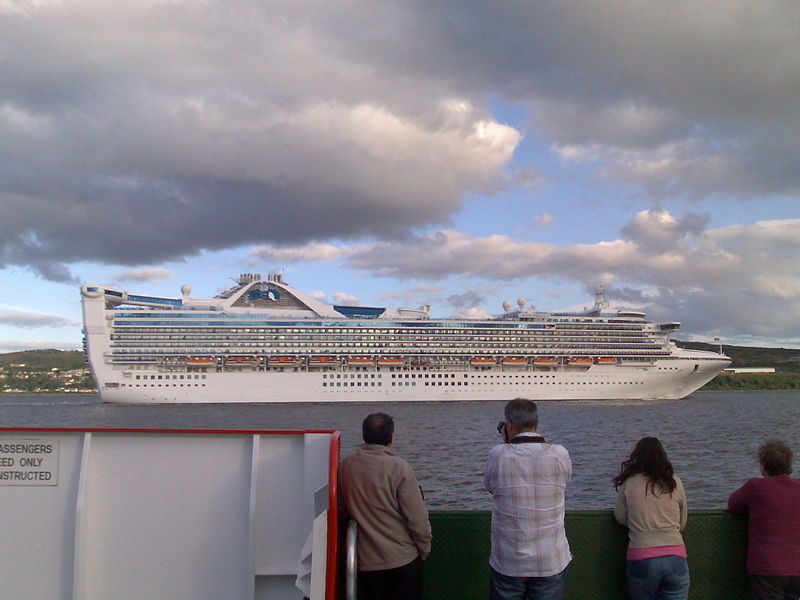 File:GrandPrincess-Scotland.jpg