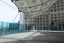 Grande Arche @ La Défense @ Paris (35144370106).jpg