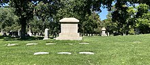 Thumbnail for File:Grave of Frank Billings (1854–1932) at Graceland Cemetery, Chicago 1.jpg