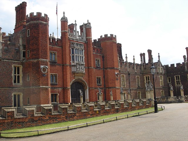 Hampton Court Palace hosted the start and finish of the time trial.