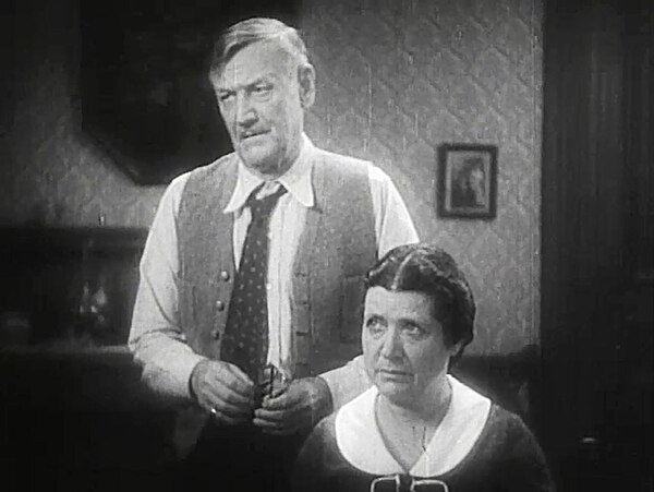 Grapewin with Emma Dunn in Hell's House 1932