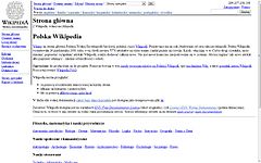 ;Rok 2002 * 12 stycznia 2002 polska wersja encyklopedii została przyłączona do międzynarodowego projektu „Wikipedia” i przeniosła się pod adres pl.wikipedia.com, a 22 listopada 2002 na podstawowy do dnia dzisiejszego http://pl.wikipedia.org * przez kilka miesięcy funkcjonowało logo angielskiej Wikipedii z dopiskiem "PL", a 24 listopada zaczęło funkcjonować pierwsze polskie logo (kliknij w link by je zobaczyć) * Wikipedia przechodzi z oprogramowania UseMod Wiki na własne o nazwie MediaWiki, które jest obecnie najpopularniejszym oprogramowaniem typu wiki * pod koniec roku znajdowało się około 6 tysięcy haseł