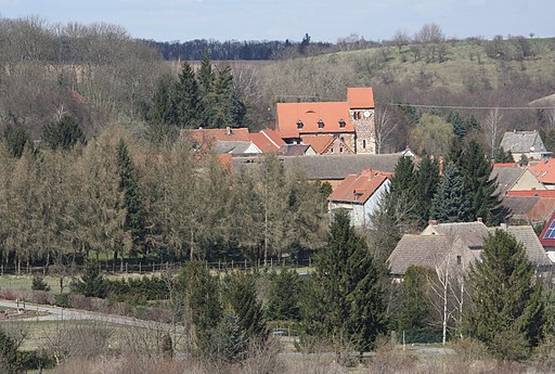 Hornburg (Seegebiet Mansfelder Land), Blick zur Dorfkirche