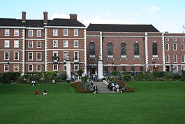 Inner Temple Gardens.jpg