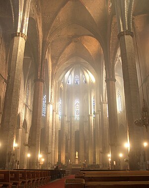 InteriorSantaMariaMarBarcelona.jpg