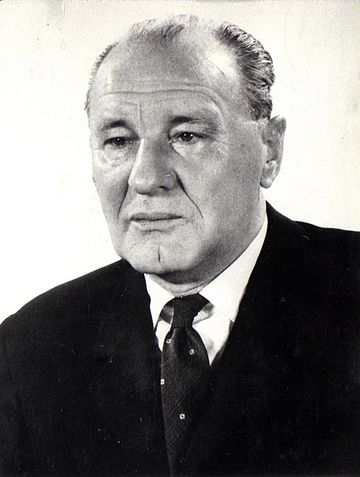 Jānošs Kādārs