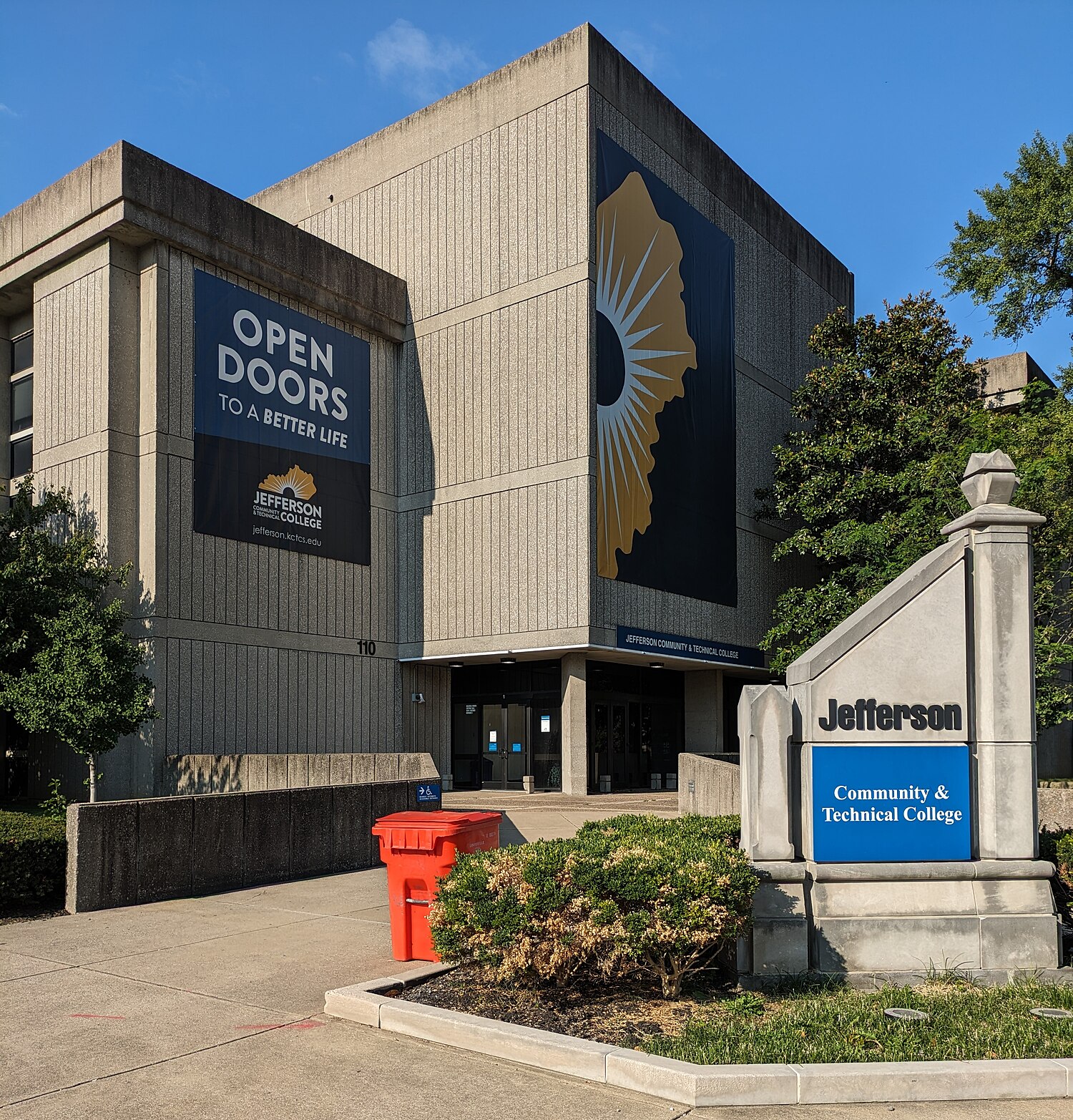 Dallas College Brookhaven Campus - Wikipedia