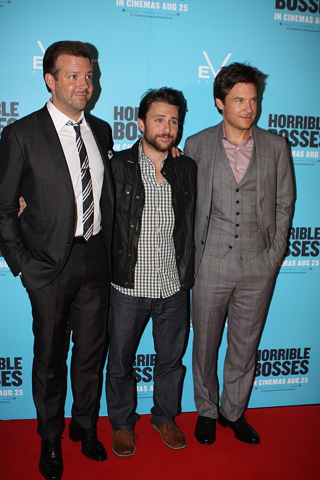 File:Jason Sudeikis Charlie Day Jason Bateman (6049547936).jpg