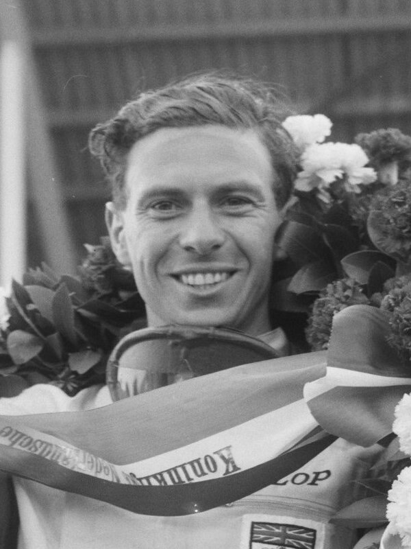 Jim Clark won his first Formula One World Championship, driving a Lotus-Climax.