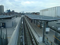 Estación DLR King George V - geograph.org.uk - 1154428.jpg