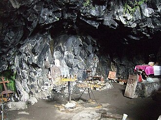 Inside the cave Kuys varvara2.JPG