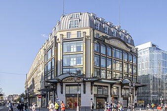 La façade du magasin 1, rue de Rivoli.